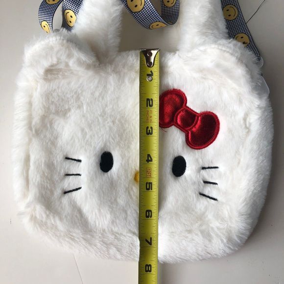 Hello Kitty Plush Cross Body Bag - Picture 7 of 7